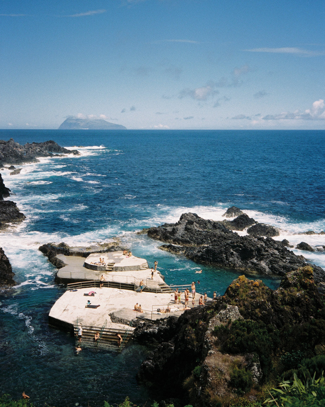 Piscina Natural en Guía de viaje Azores Impresa, Islas Las Azores, Le Periplo, Portugal, Recomendaciones de las isla de Las Azores, Recomendaciones gastronómicas, Recorrido por Islas Ilha de São Miguel, Ilha Terceira, Ilha das Flores.