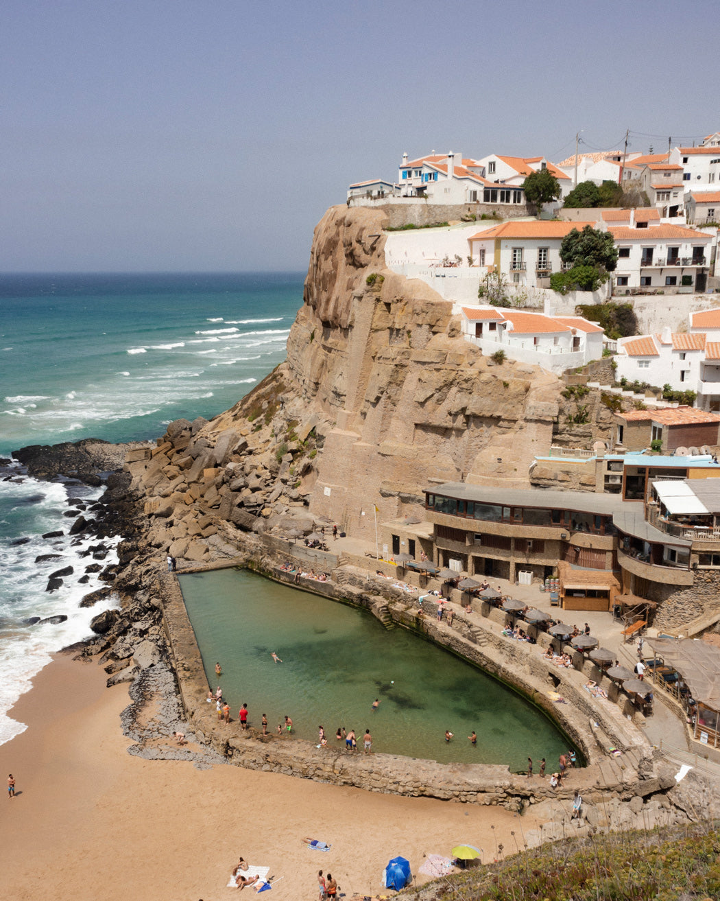 Piscina Natural de Azenhas do Mar, Guía de viaje Sintra/Cascais impresa, Portugal, Le Periplo, recomendaciones de Sintra, Cascais, Azenhas do Mar, Lisboa, recomendaciones sobre Lisboa, recomendaciones sobre Sintra